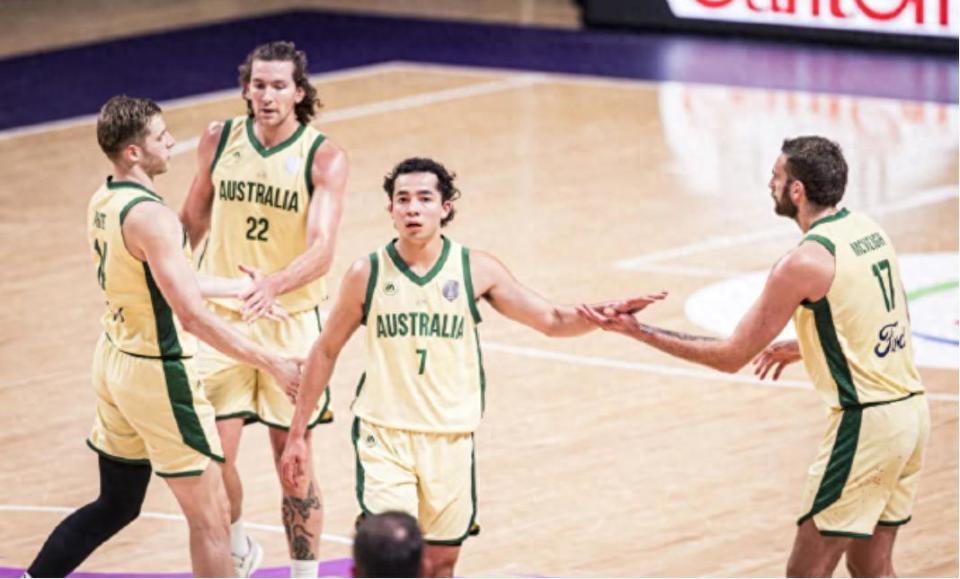 欢迎广大篮, 率的同时