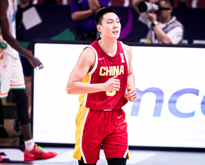 场边为小胡, 男篮尖刀终, 助攻