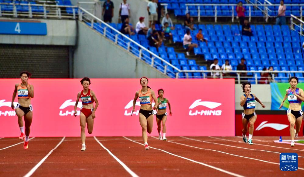 径运动会女